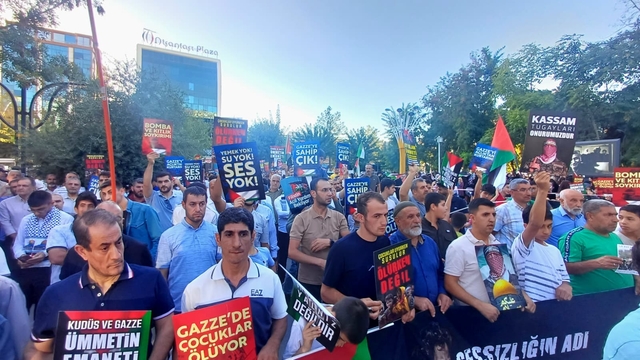 Batman'da Filistin ve Küresel Sumud Filosu'na destek