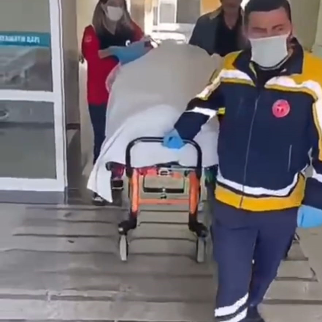 Bitlis'teki 89 yaşındaki hasta, ambulans uçakla Ankara'ya sevk edildi