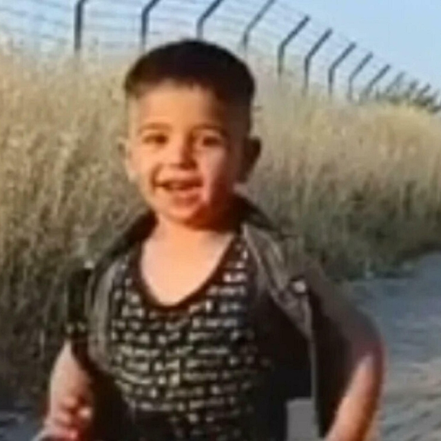 Tankerin altında kalan 3 yaşındaki çocuğun öldüğü kazanın görüntüleri ortay...