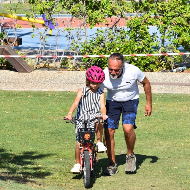 Fethiye'de Avrupa Hareketlilik Haftası kapsamında çocuklar bisiklet sürdü