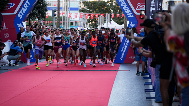 13. Uluslararası 9 Eylül İzmir Yarı Maratonu yapıldı