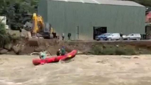 Rize ve Artvin'de selin izleri siliniyor (3)