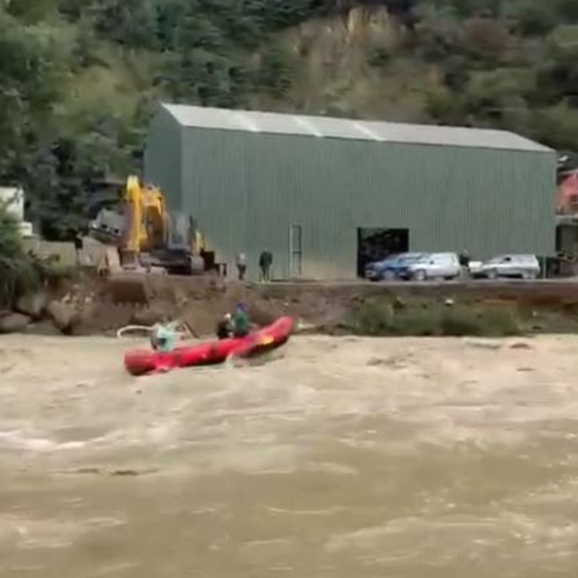 Rize ve Artvin'de selin izleri siliniyor (3)