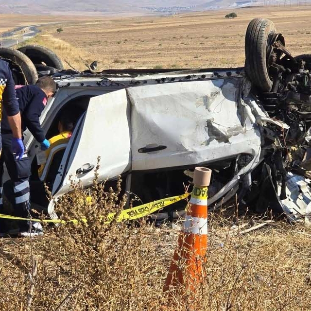 Konya'da otomobil takla attı: 3 ölü, 2 yaralı