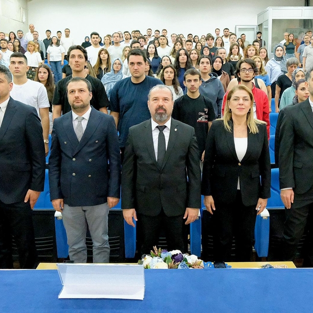 Kırklareli Üniversitesinde akademik yıl açılış töreni düzenlendi