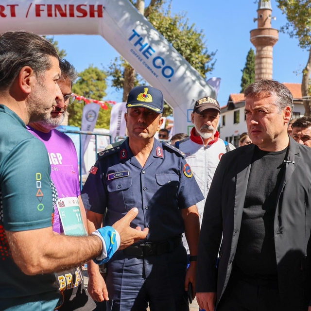 Bilecik Valisi Sözer Gölpazarı İpek Yolu Kültür Sanat Festivali'ne katıldı