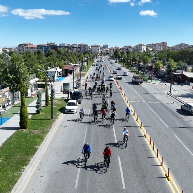 Malatya'da "Avrupa Hareketlilik Haftası" kapsamında pedal çevrildi