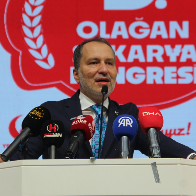 Fatih Erbakan: 50 bin doların altında milli geliri biz Türkiye'ye yakıştıra...