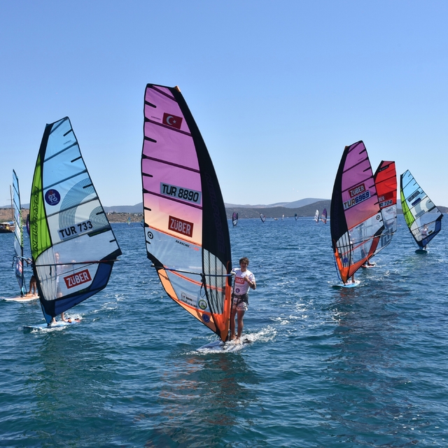 Züber TYF Windsurf Türkiye Ligi Şampiyonası'nın 3. ayak yarışları, Bodrum'd...