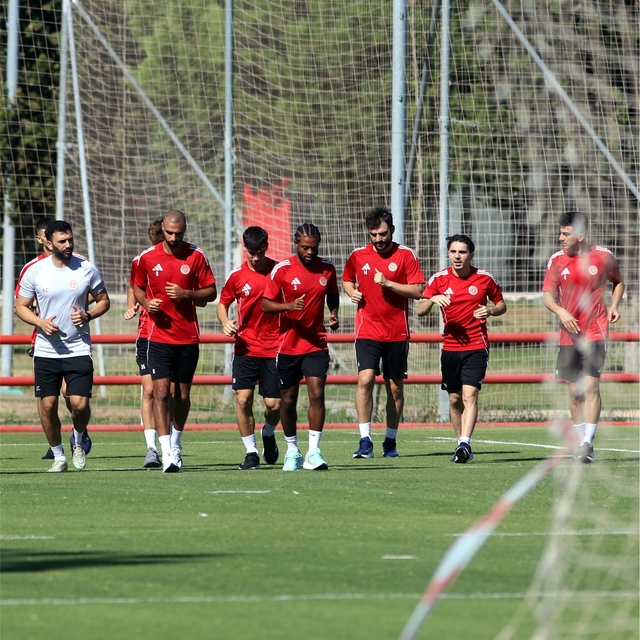 Antalyaspor, Fenerbahçe maçının hazırlıklarına başladı