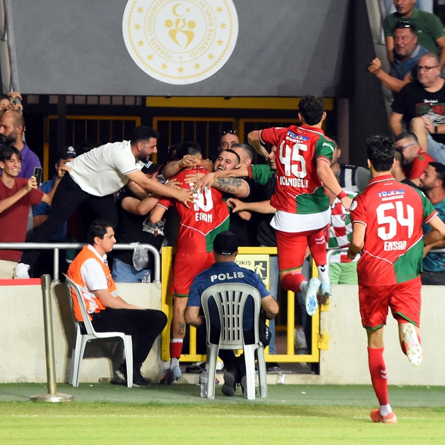 Karşıyaka – Balıkesirspor: 2-1