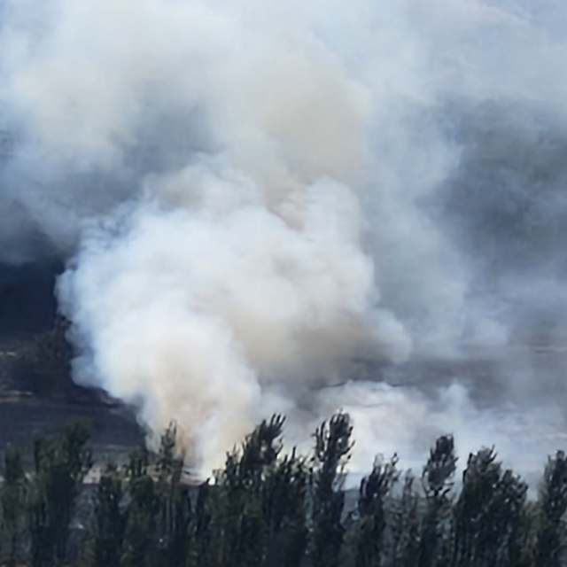 Hevsel Bahçeleri'nde çıkan anız yangını söndürüldü