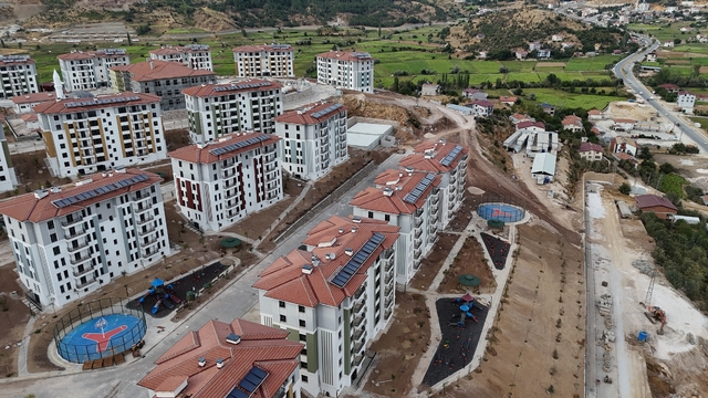Adıyaman'ın Çelikhan ilçesinde deprem konutlarında sona gelindi