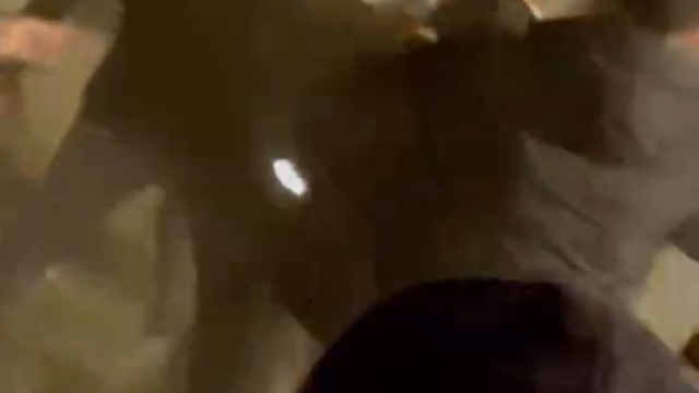 Balkan Panayırı'nda iki grup arasında tekme-tokat kavga kamerada