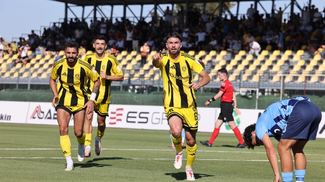 Aliağa FK evinde mutlu