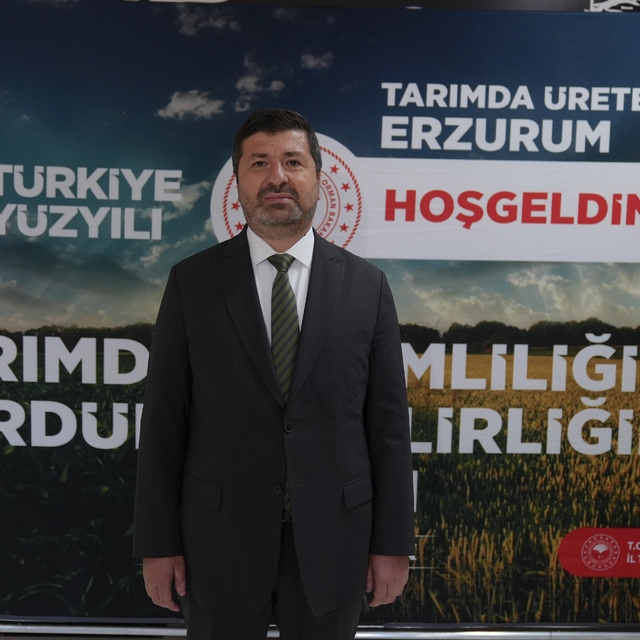 Bölgedeki veteriner hekimler buzağı sağlığı için Erzurum'da eğitimde