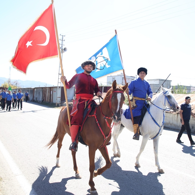 Erzin ilçesinde Avşar Yörük ve Avşar Türk Şenlikleri yapıldı