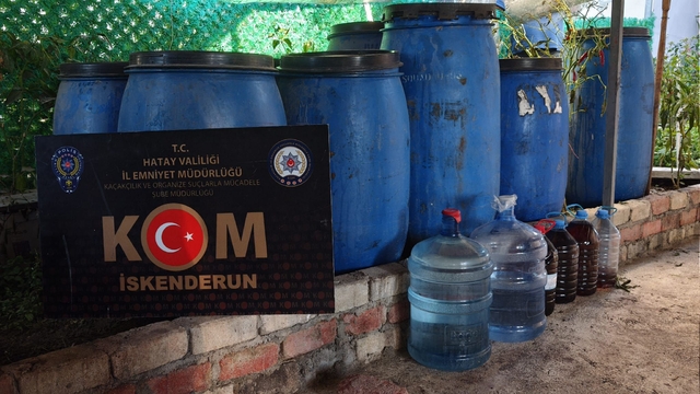 Hatay'da 1250 litre sahte içki ele geçirildi