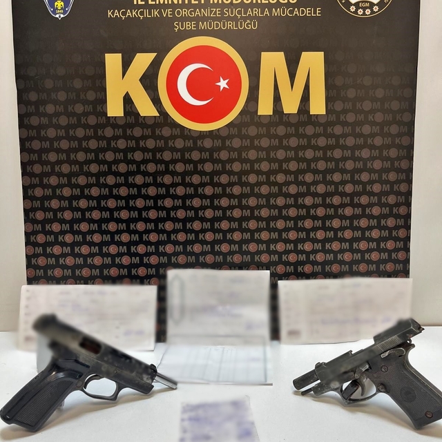 Afyonkarahisar'da tefecilik operasyonunda 2 şüpheli tutuklandı