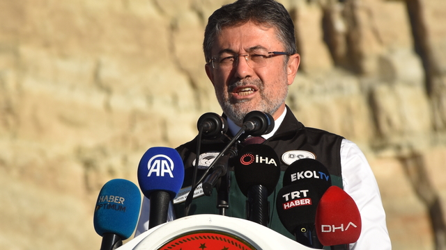 Bakan Yumaklı: Çocuklarımıza tarımı ve ormanı sevdirmek artık milli bir görev (3)