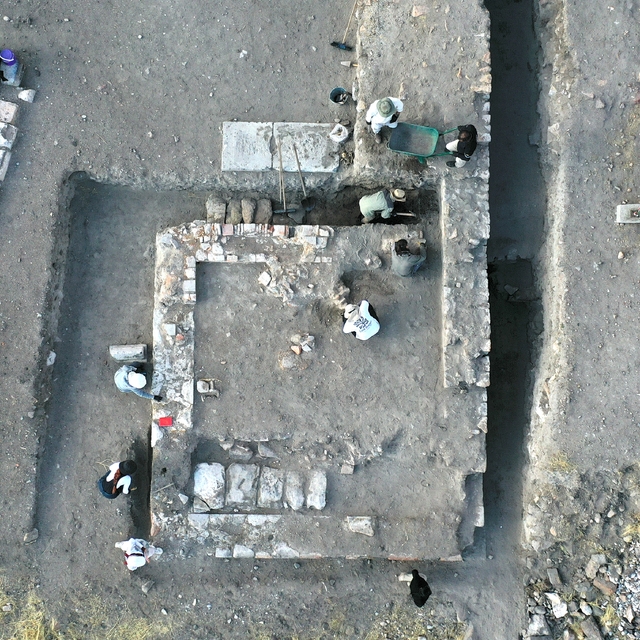 Ani'deki kazılarda Selçuklu dönemine ait kümbet kalıntısı bulundu