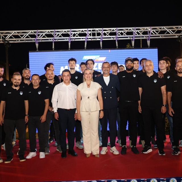 Merkezefendi sezonu açtı