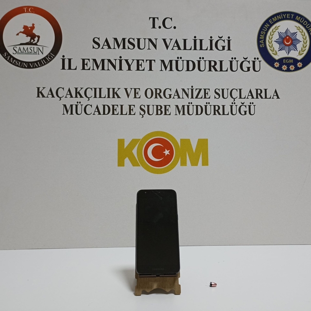 Samsun'da ehliyet sınavında usulsüzlük yapan şüpheli yakalandı