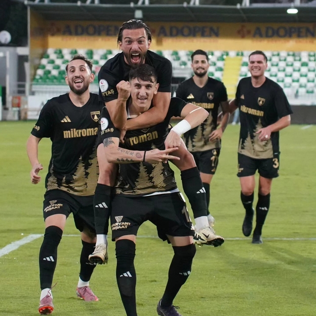 Muğlaspor gol oldu yağdı