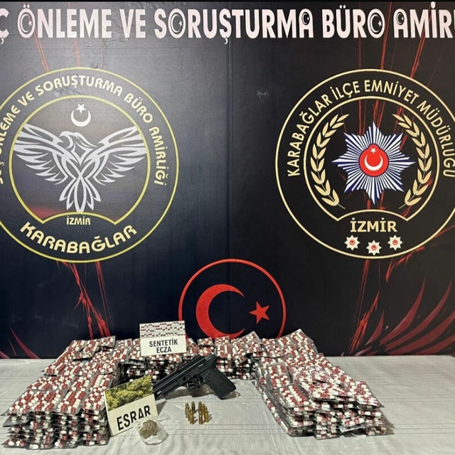 Evlerinde uyuşturucu ile yakalanan 2 kardeşe gözaltı