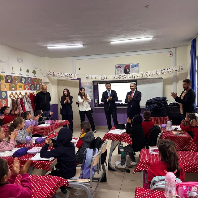 Ordu'da TKDK'den öğrencilere kırtasiye malzemesi desteği