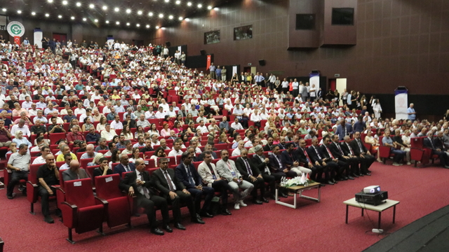 Adana'da "Türkiye Yüzyılı Maarif Modeli Buluşmaları" yapıldı