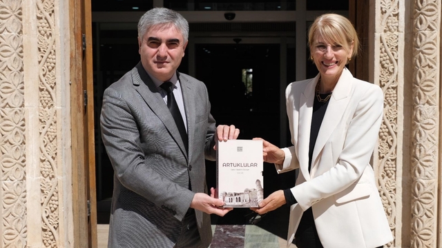 İngiltere'nin Ankara Büyükelçisi Jill Morris, Mardin Artuklu Üniversitesi'ni ziyaret etti