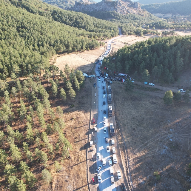 Gördes-Sındırgı yolu hizmete açıldı