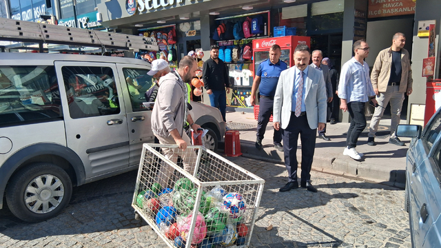 Havza'da yol ve kaldırım işgalleri denetlendi
