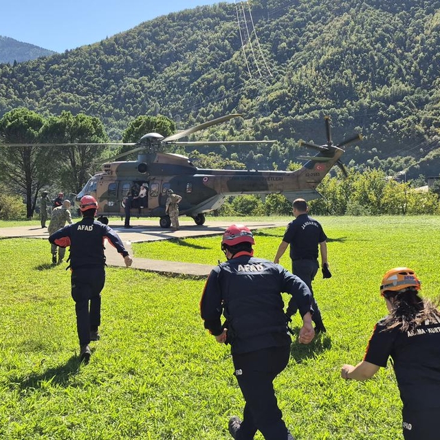 Rize ve Artvin'de sel sonrası hasar tespiti (4)
