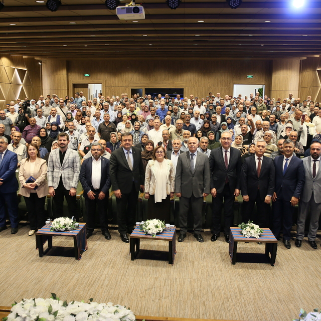 Gaziantep'te umreye gidecek olan 41 yıllık evli çiftlere eğitim verildi