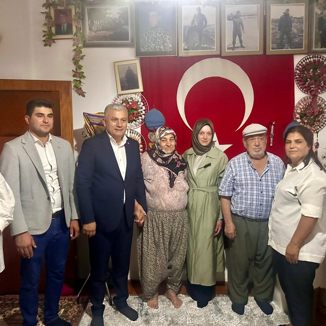 AK Parti Ankara Milletvekili Aydemir, Antalya'da şehit ailelerini ziyaret e...