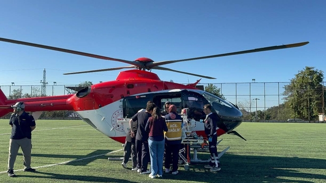 Ordu'da yeni doğan ve solunum sıkıntısı çeken bebek, ambulans helikopterle Samsun'a sevk edildi