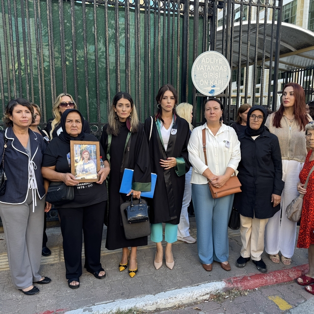 Antalya'da eşini öldüren sanığın yargılanmasına devam edildi