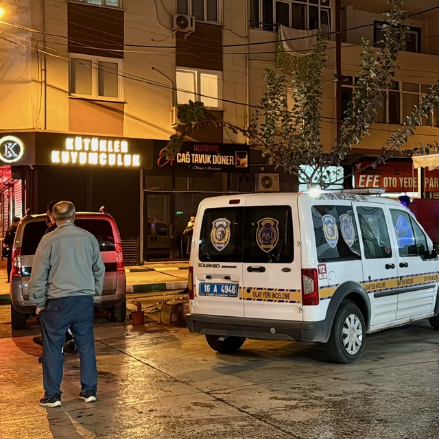 Bursa'da başından silahla vurulan kişi ağır yaralandı