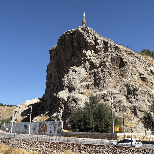 Sivas'ın sembol kayalıklarına 'duvarlı' önlem