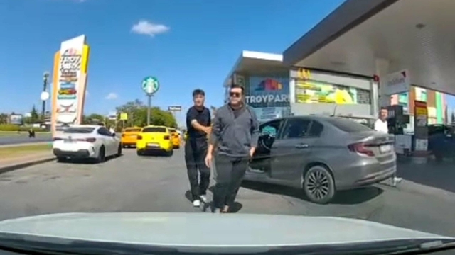 Trafikte tartıştığı sürücünün üzerine yürümüştü; ehliyetine el konuldu