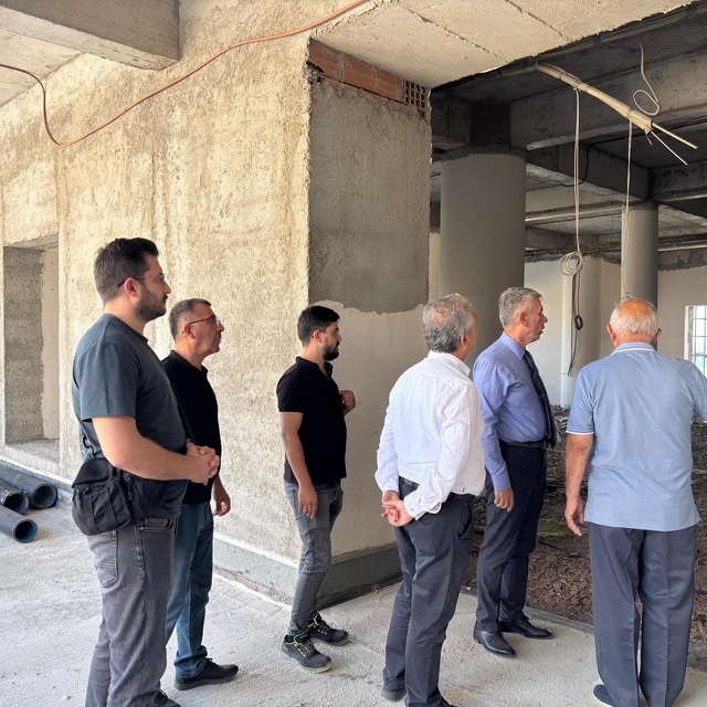 Bodrum Kaymakamı Sırmalı, Bodrum Cami inşaatında incelemelerde bulundu