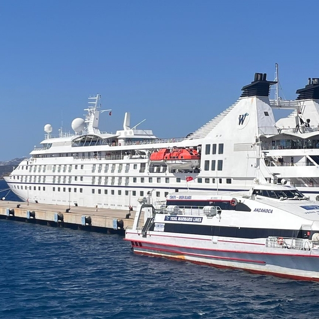 Bodrum'a "Star Legend" kruvaziyeriyle 287 turist geldi