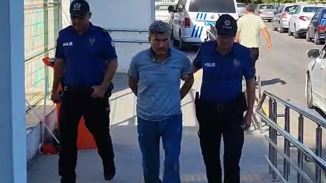 Otomobilin altında kalıp ölen Cumali ve ailesi taziye için Şanlıurfa'dan gelmiş