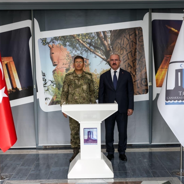 Çanakkale Valisi Toraman, 1. Ordu Komutanı Orgeneral Ersay'ı kabul etti