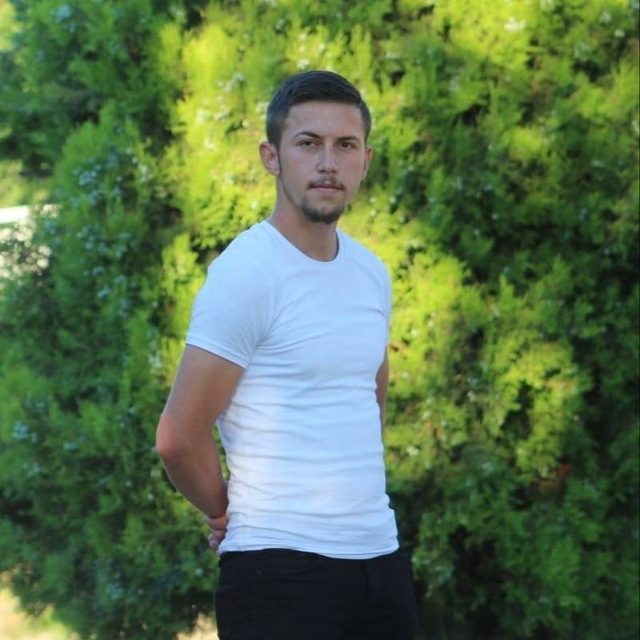 Parkta tartıştığı kişi tarafından tabancayla öldürüldü