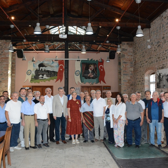 Nazilli'de yarım asırlık berber yılın ahisi seçildi