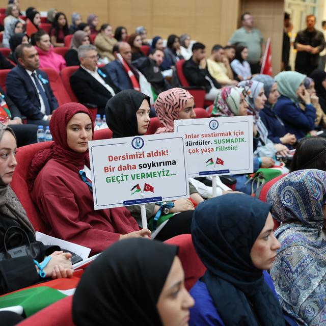 Bayburt Üniversitesinde akademik yıl "İlk Dersim Filistin" temasıyla başlad...