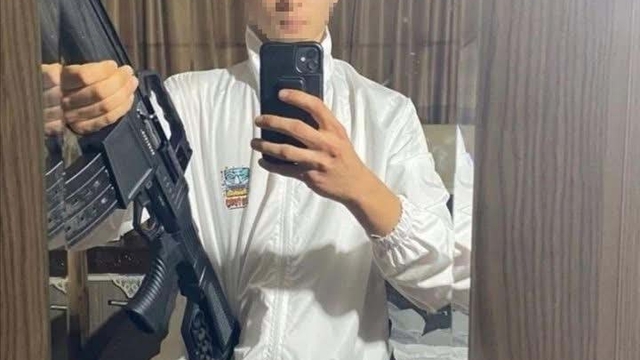 Ava gitmesini istemediği annesini av tüfeğiyle öldürdü